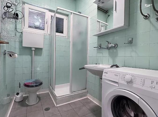 Seagull By The Sea Sukošan