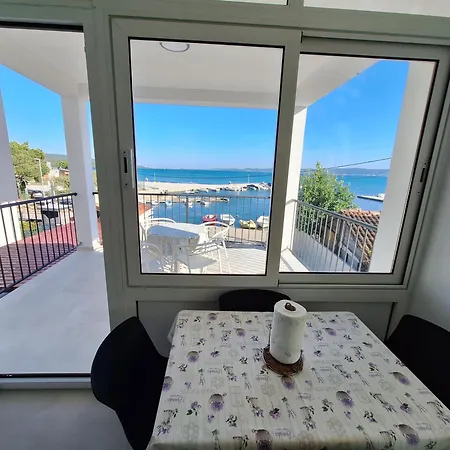 Apartment Seagull By The Sea *